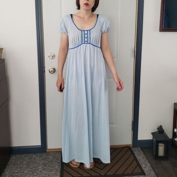 Vintage Other - 80s Baby Blue Nylon Peignoir‎ Set